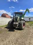 Vand tractor CLAAS AXION 840