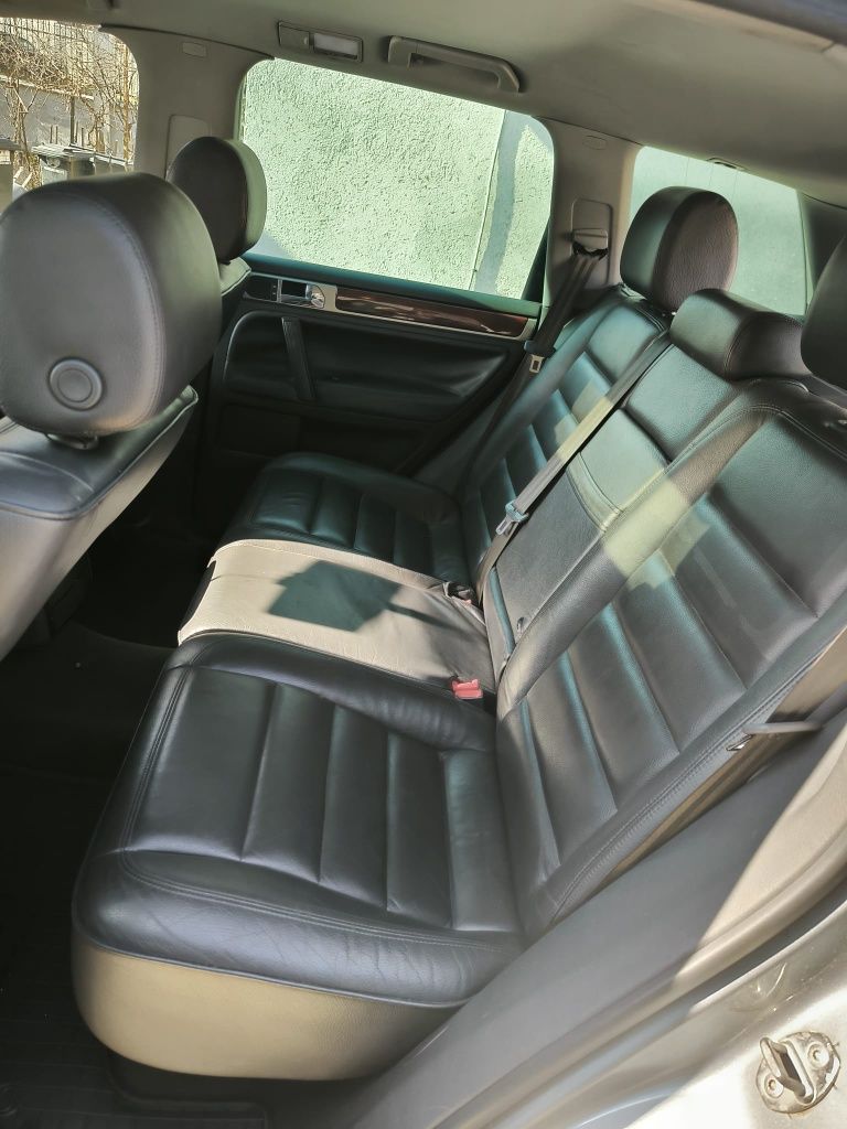 Variante/Volkswagen Touareg T5 2004