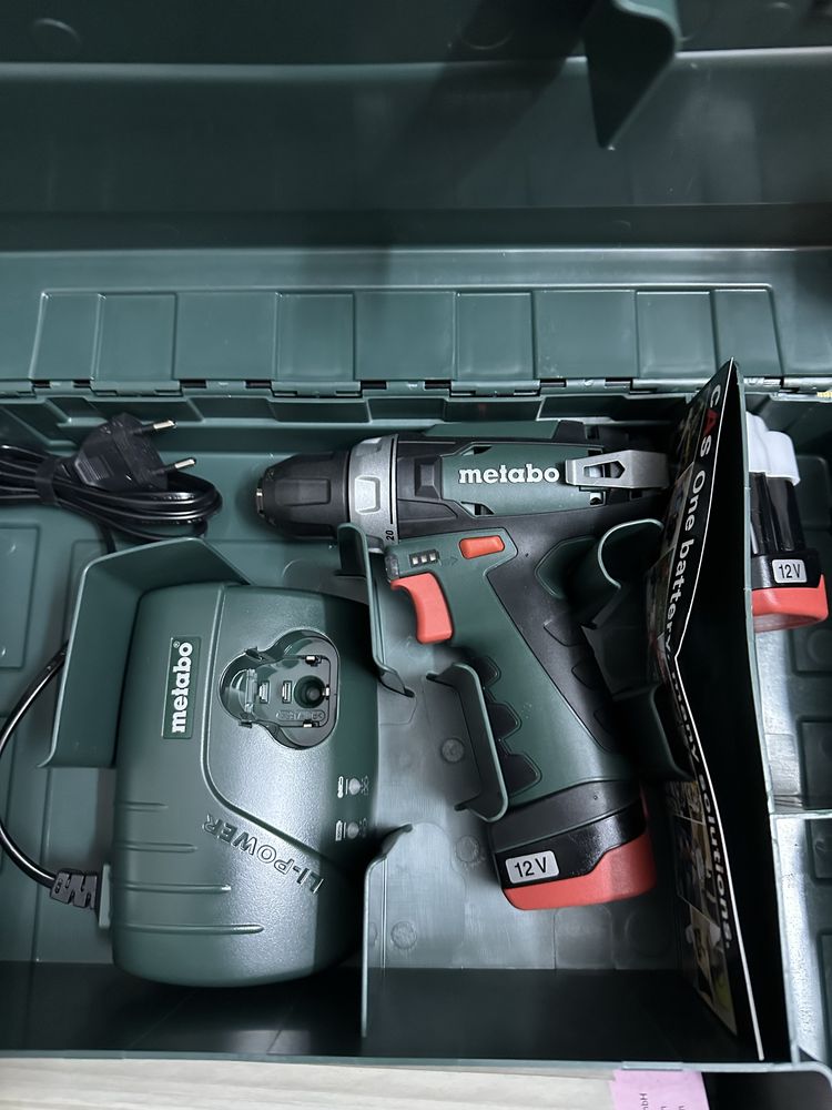 Autofiletanta metabo Noua cu 2 acumulatori 12 v si incarcator
