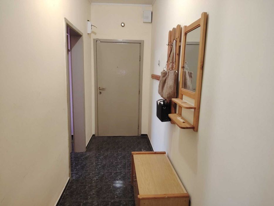 Апартамент в центъра на Бяла Слатина .