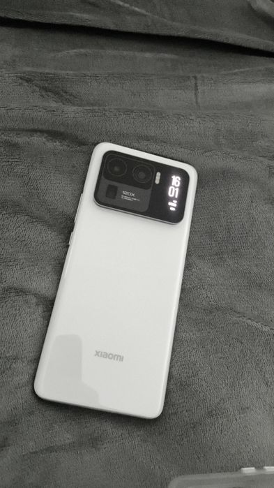 Продам Xiaomi Mi 11 ultra