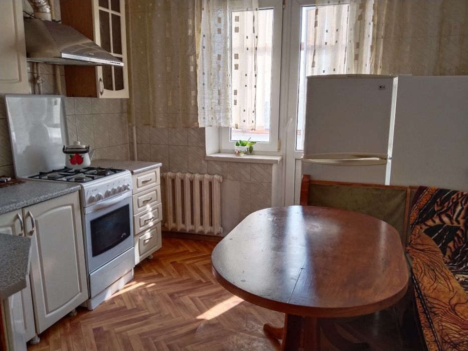 Сдам 2 ком.кв. 8 мкр.