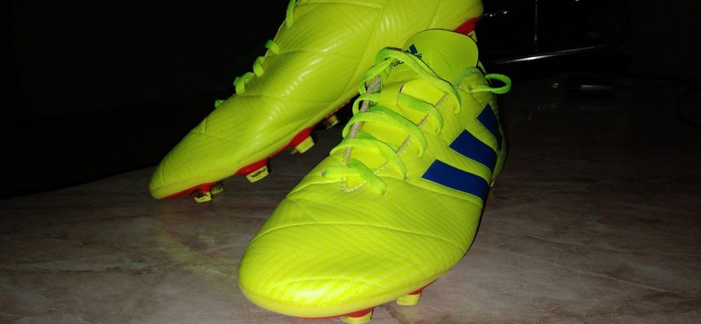 Бутсы оригинальные Adidas Nemeziz 18.3 FG