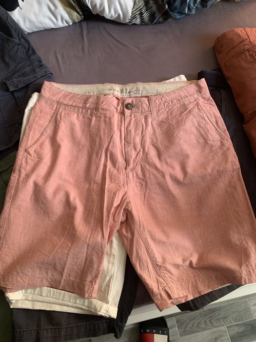 Pantaloni scurti marimea M