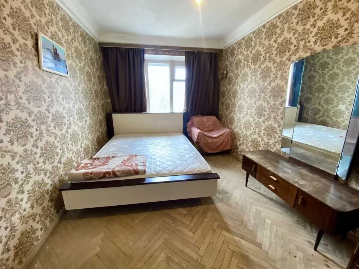 Дава се под наем Двустаен апартамент в София, Красно село - 65 кв.м за 408 € - Снимка #1