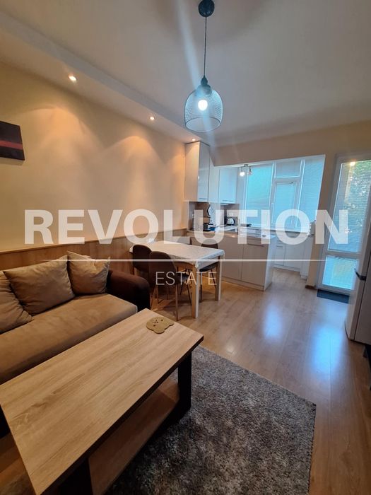 Дава се под наем Двустаен апартамент в Пловдив, Тракия - 65 кв.м за 350 € - Снимка #2