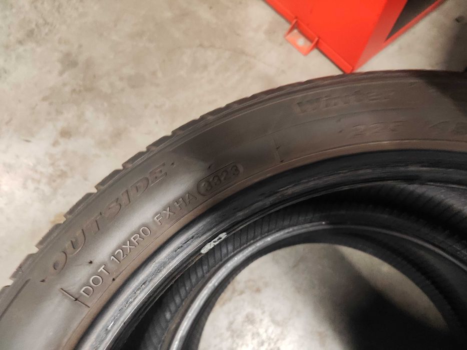 4бр.зимни гуми 225/45/18 Hankook