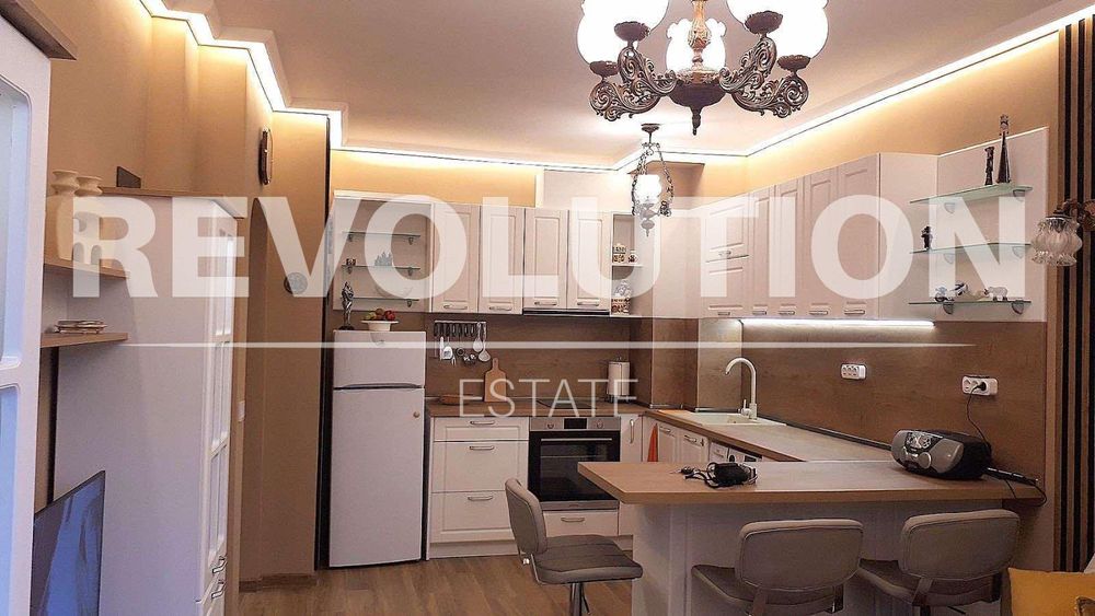 Дава се под наем Двустаен апартамент в Варна, м-т Евксиноград - 50 кв.м за 600 € - Снимка #4