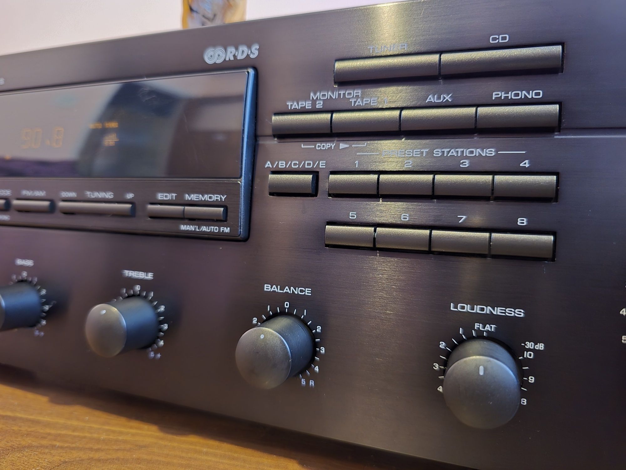 Yamaha RX-495RDS. Sunet cald, bogat în detalii. Preț fix !