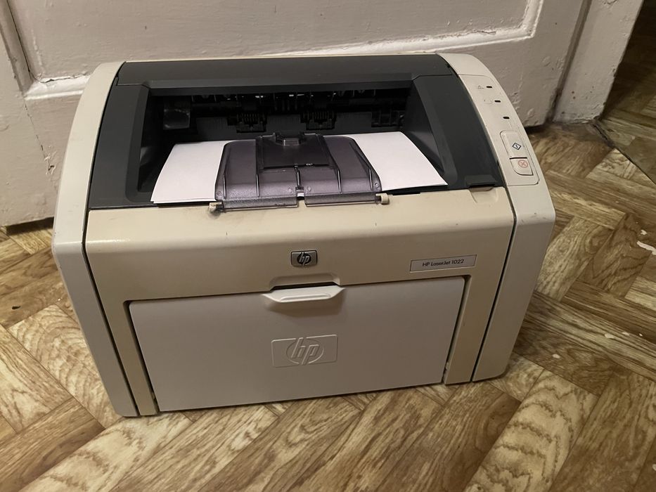 Принтер hp 1022