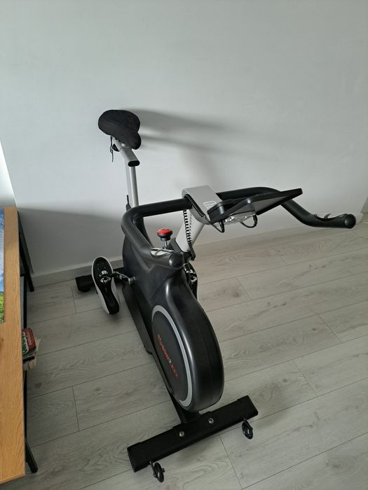 Bicicleta spinnning BodyFit® SB7000, volanta,aplicații Kinomap, Zwift