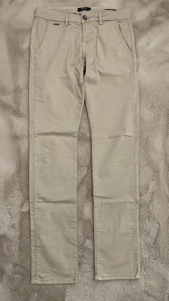 Pantalon chino barbati Guess