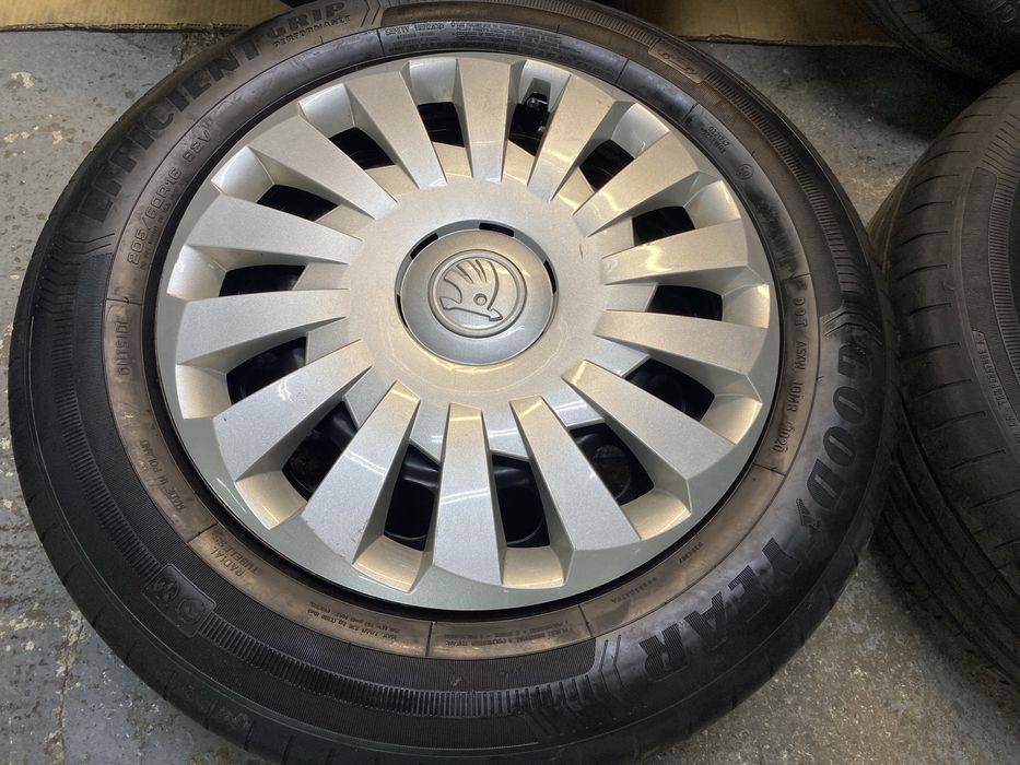 Jante roti vara 16 Skoda Octavia Audi Q2 VW Passat 205/60R16 Goodyear
