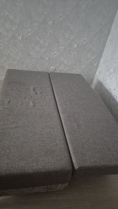 Продам диван книжка