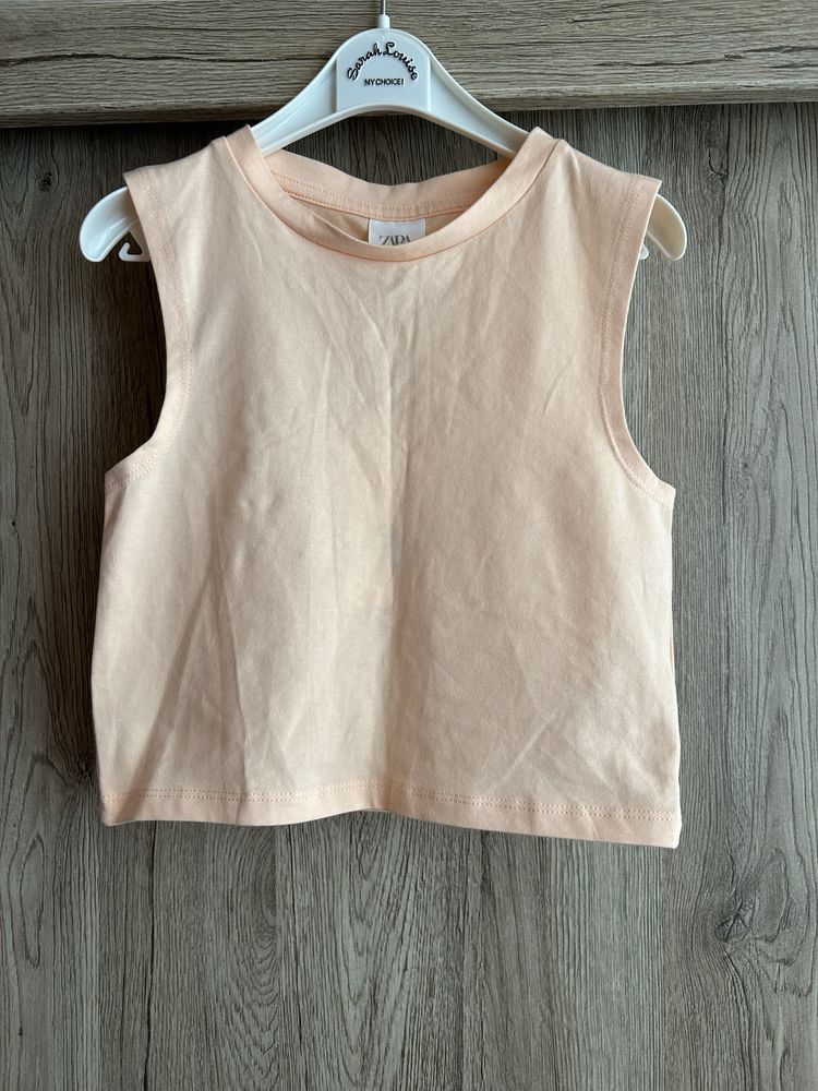 ZARA Ново с етикета размер 130