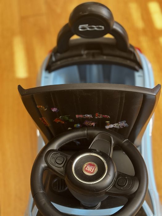 Детска кола за яздене FIAT 500 – със звуци и клаксон