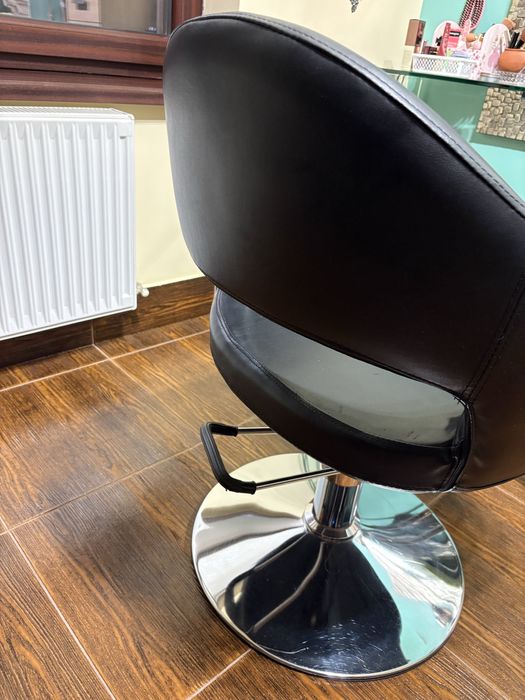 Scaun coafor reglabil