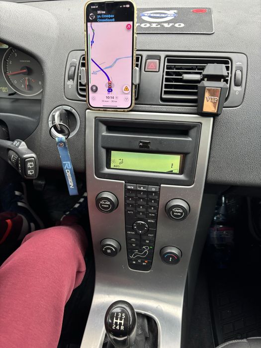 Волво В 50 / VOLVO V 50