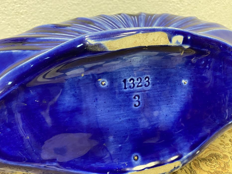 Италианска порцеланова кашпа жардиера