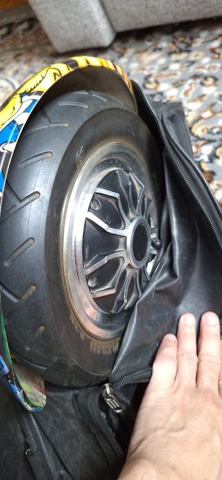 Электросамокат и гироскутер