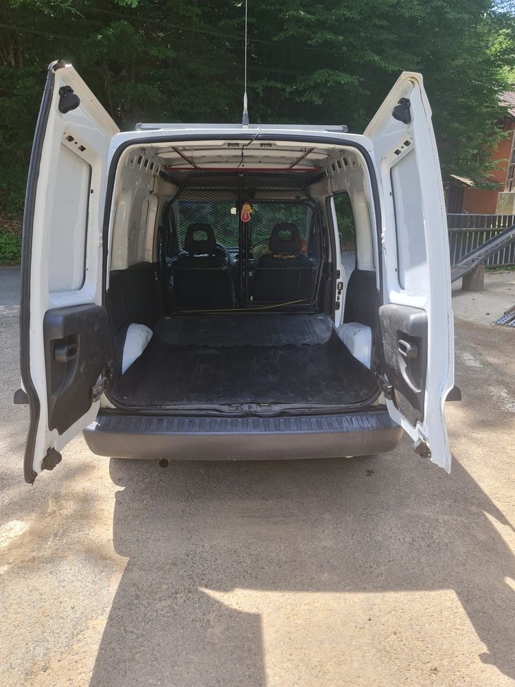 vand opel combo 2011