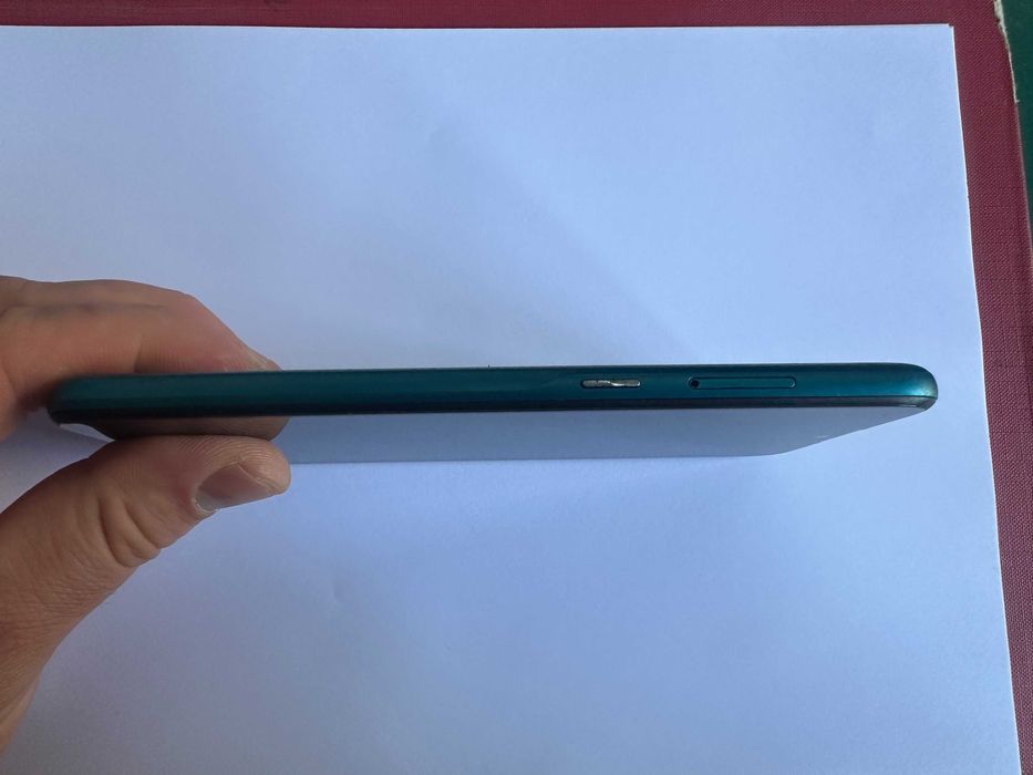 КАТО НОВ !!! alcatel 1SE (2020) - 64GB - Две СИМ карти - Отключен !!!