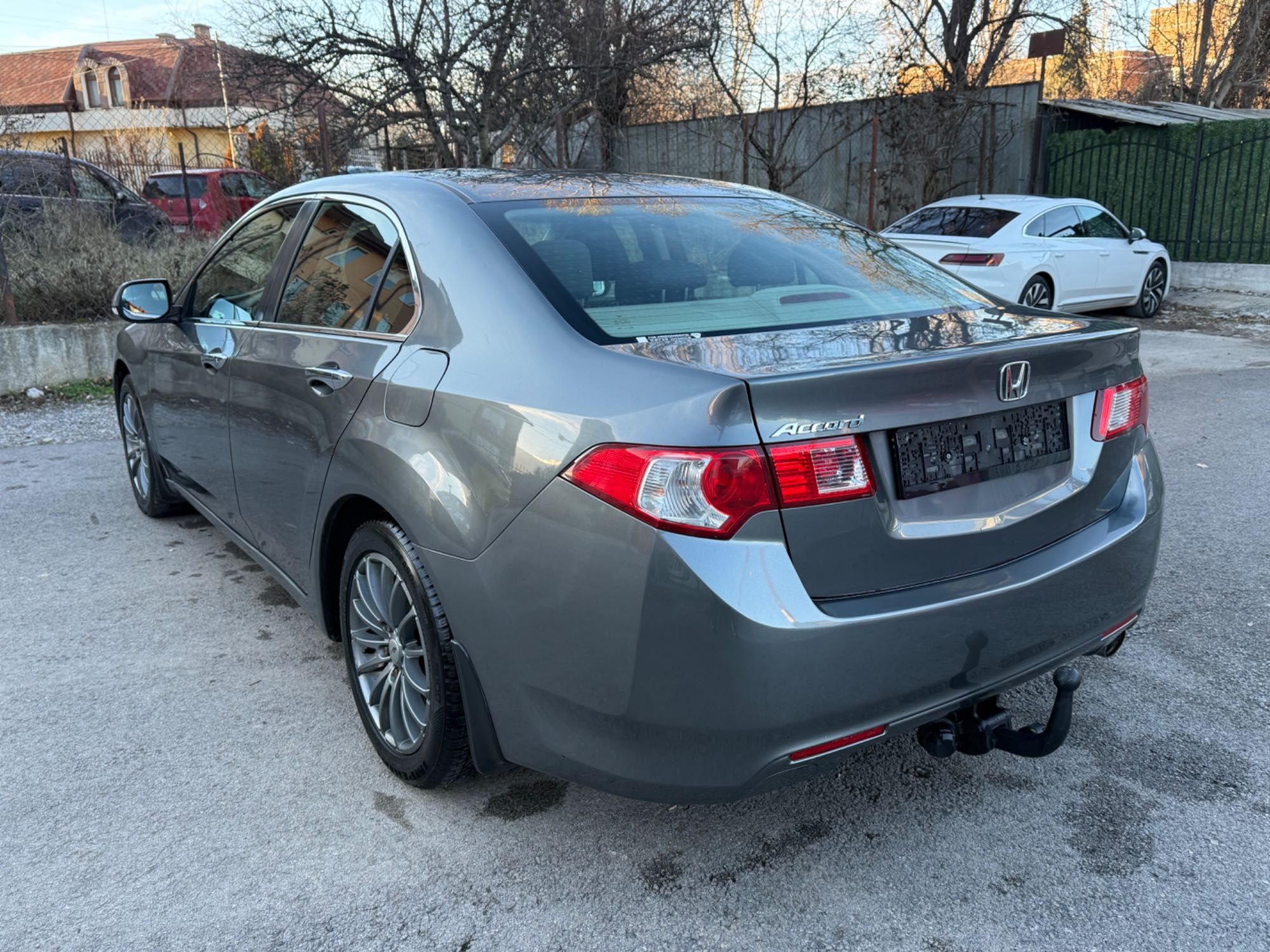 Honda Accord 2.0 i-VTEC 16V (155 кс) Automatic/Sedan/11.2009г.