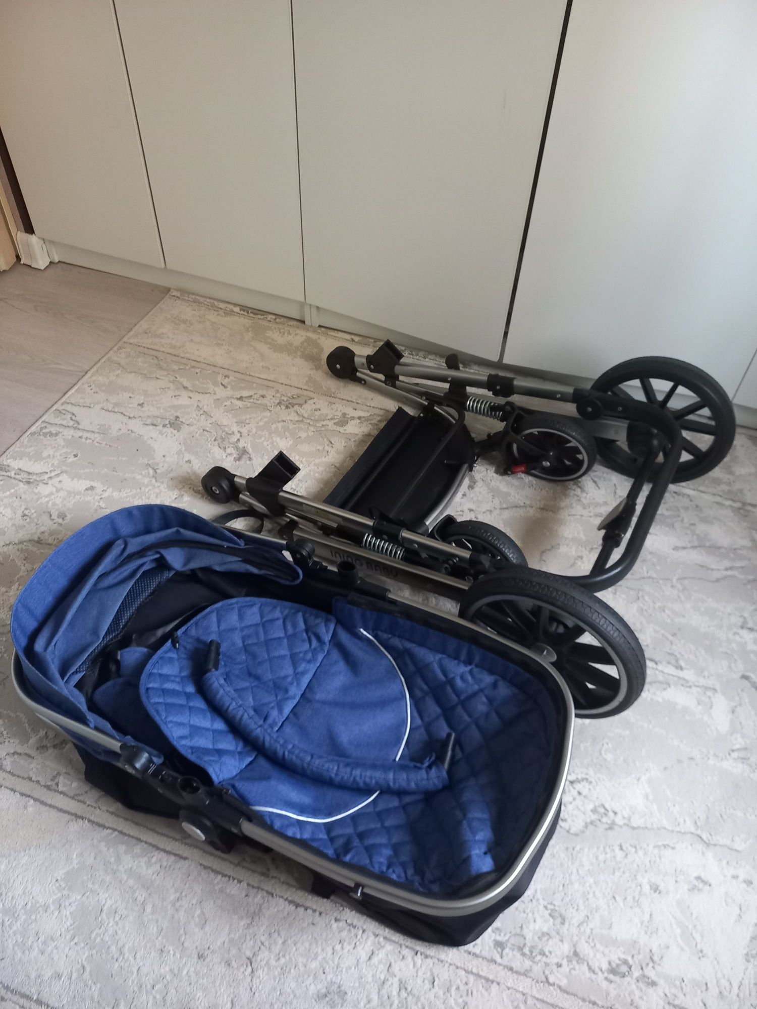 Продам детскую коляску