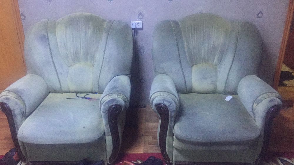 Продам диван кресло раскладываеться 15000тг