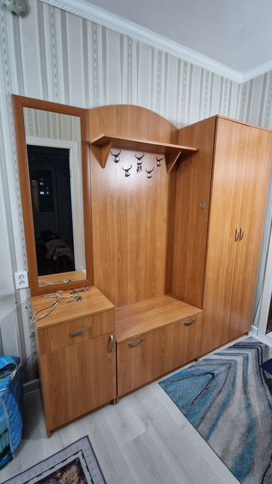Продам прихожку б/у