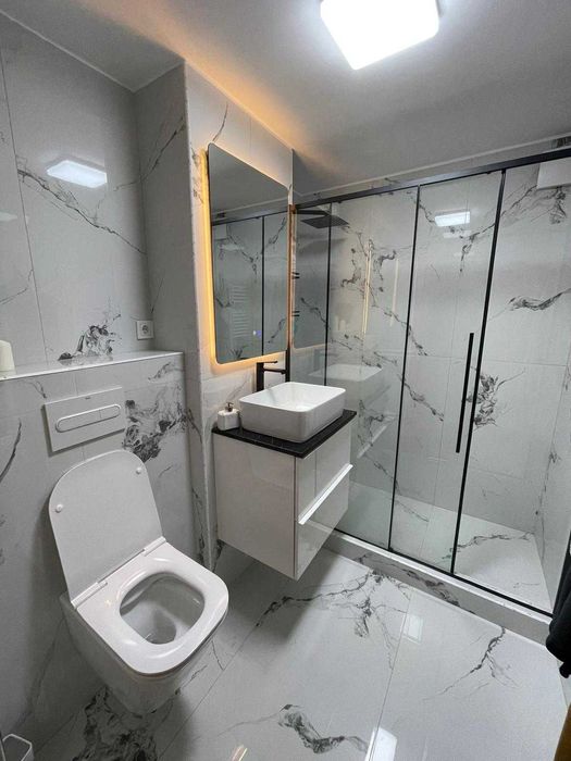 Apartament 4 camere, 104 mp, etaj 1, cu parcare și centrală proprie