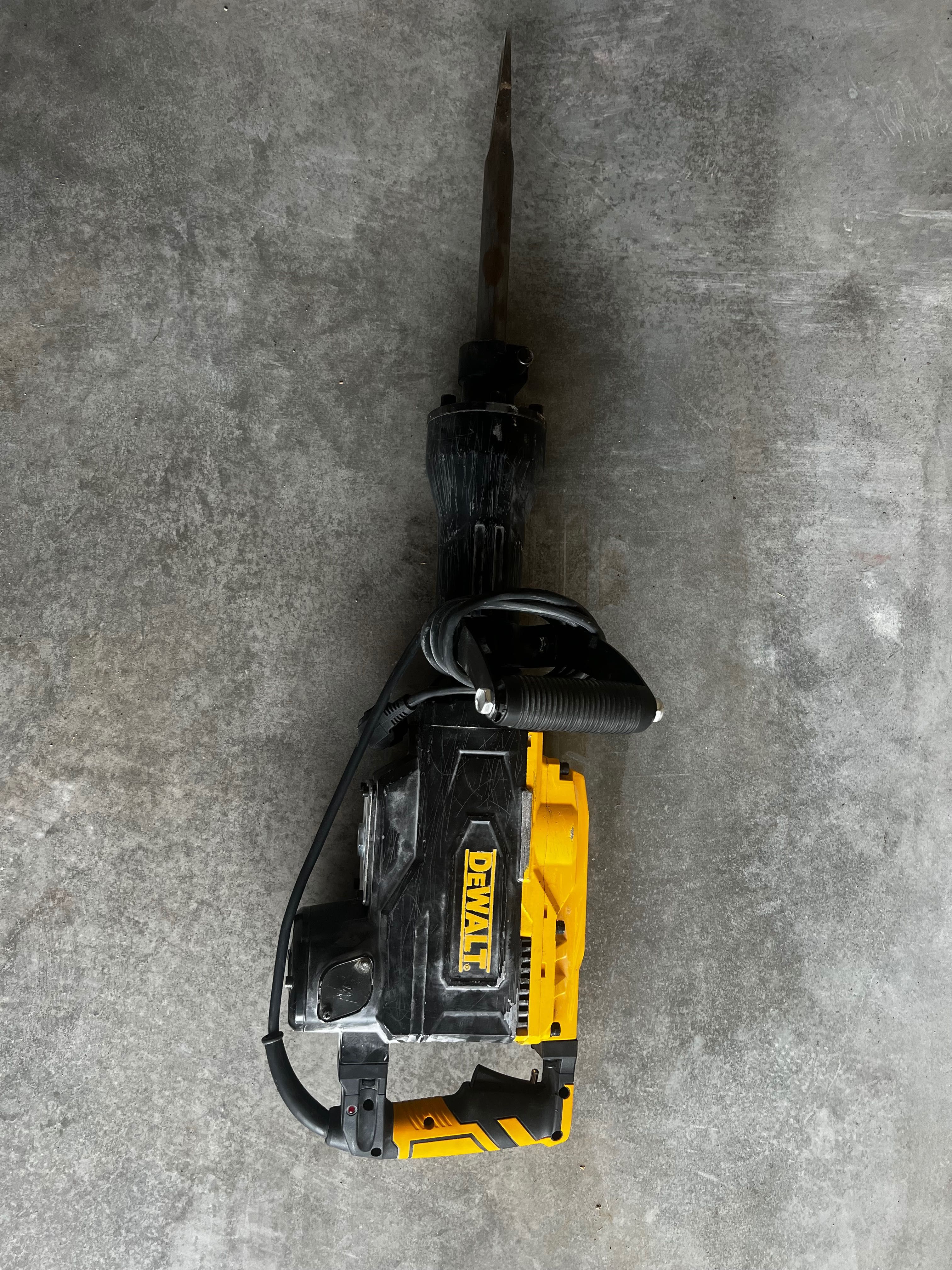 Dewalt Къртач Professional