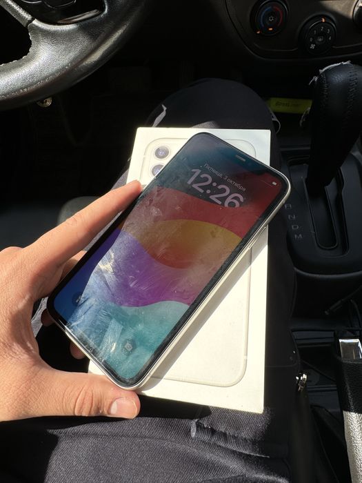 Iphone 11. 64 гб