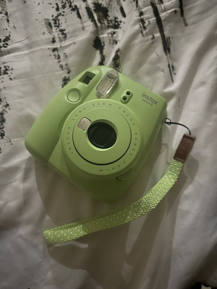 фотоаппарат instax mini9