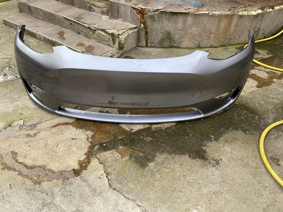 Bara fata Tesla model Y an pana la 2025