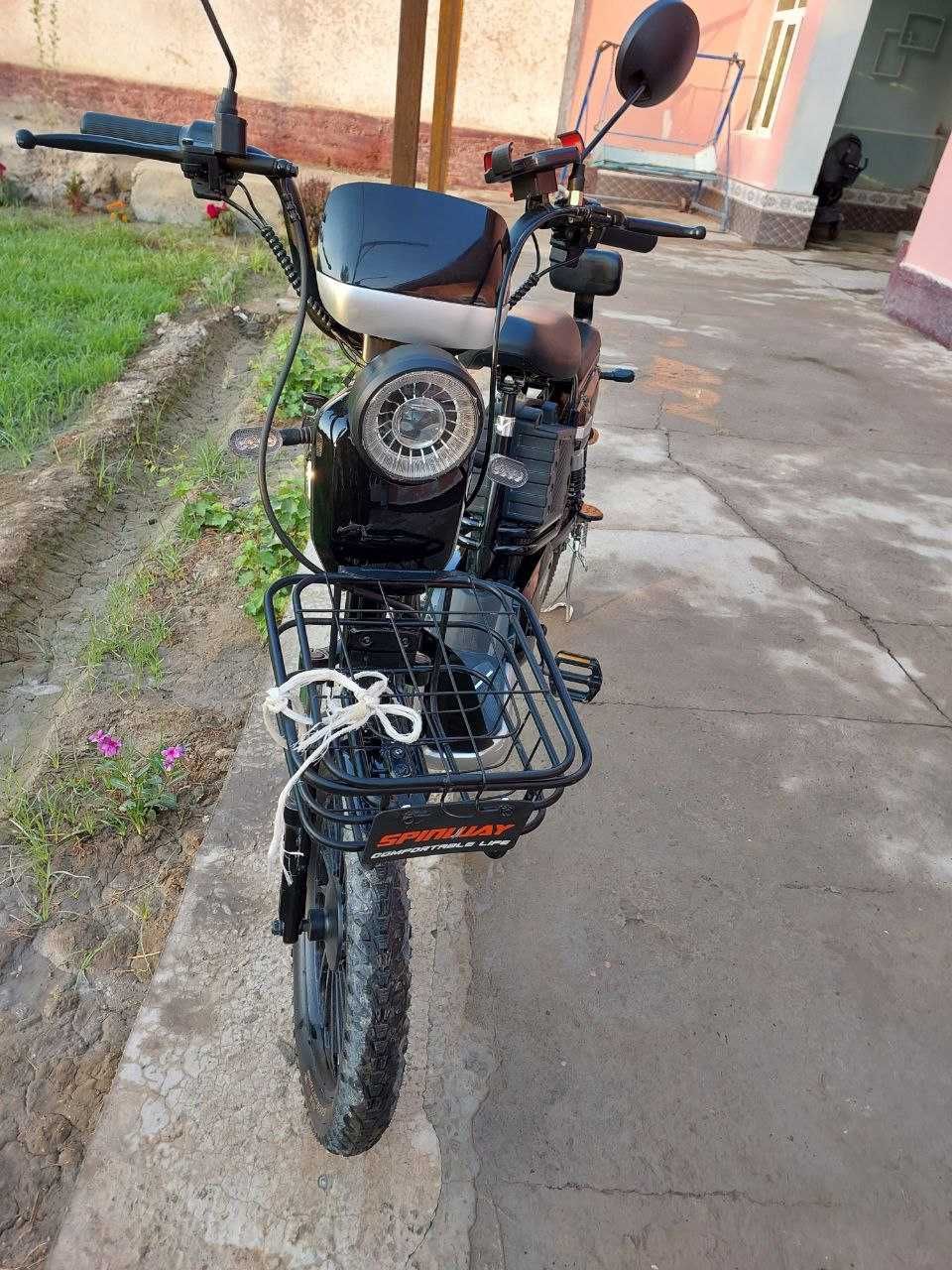 Skuter sotiladi yangi