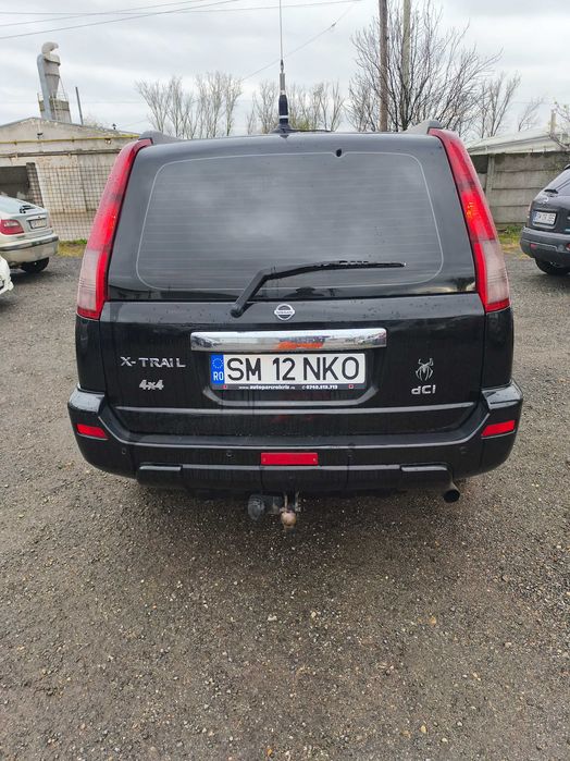 Vând sau schimb Nissan XTrail T30