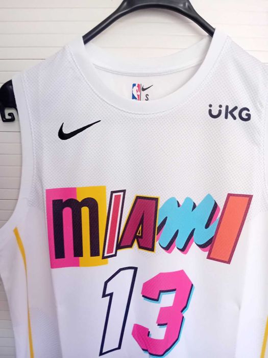 Чисто нов оригинален потник на Miami Heat - Bam Adebayo