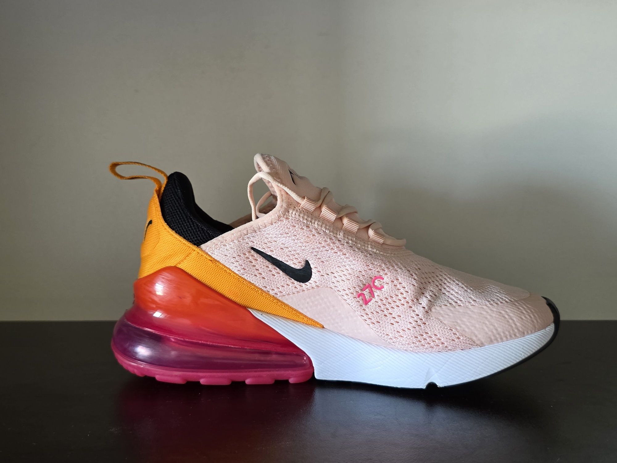 Nike Air Max 270/ 38номер 24см Стелка Като нови