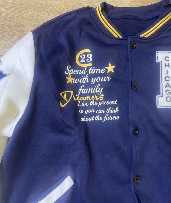 Яке бомбър cropp дънки chicago