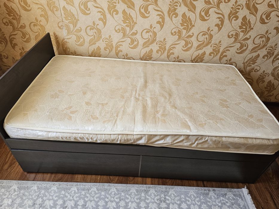 Продается кровать для подростков, детская