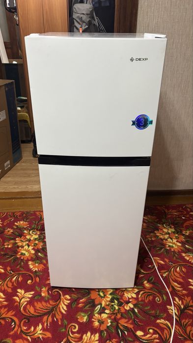Холодильник dexp в отличном состоянии