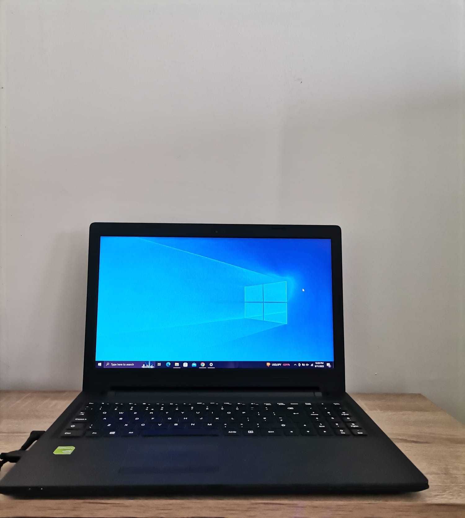 Laptop Lenovo IdeaPad