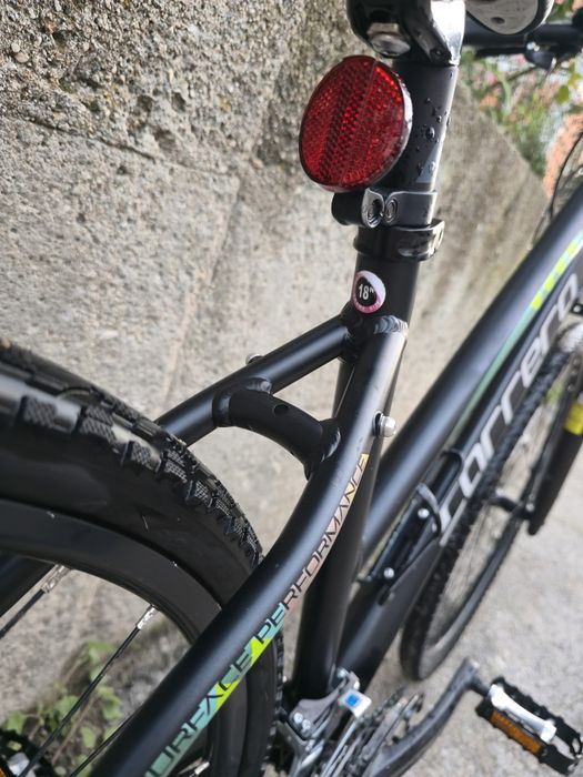 Алуминиев Английски Carrera crossfire 2 Като нов 24 скорости