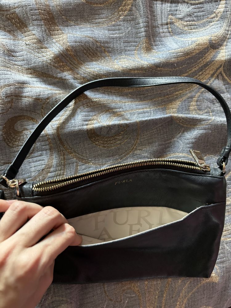Малка чантичка тип клъч Фурла /Furla
