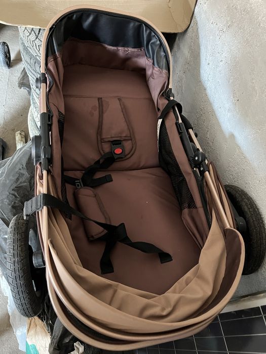 продам коляску в хорошем состоянии