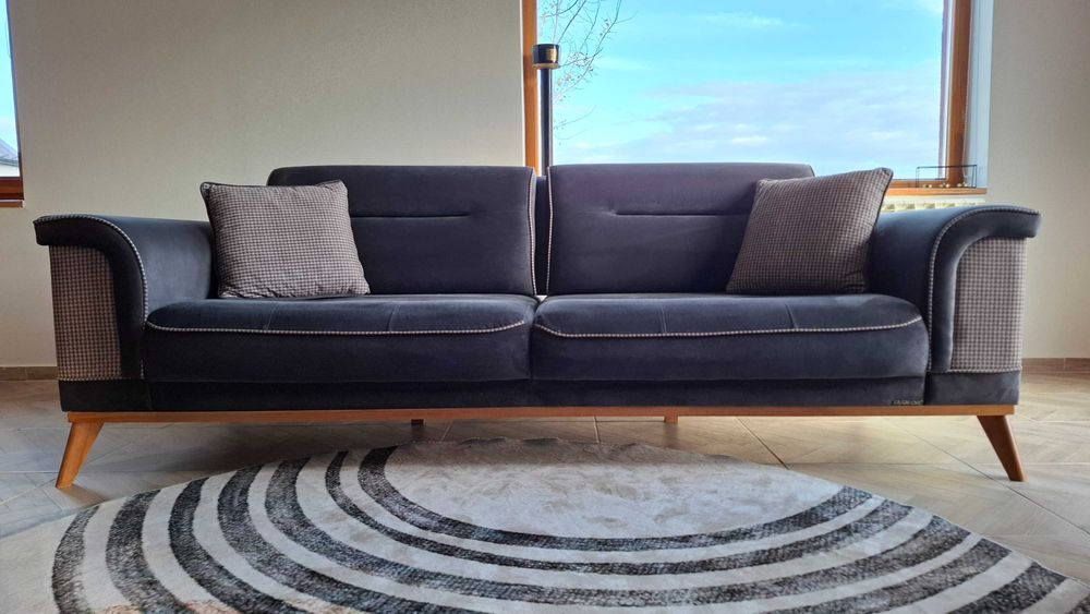 Стилен комплект диван с кресло