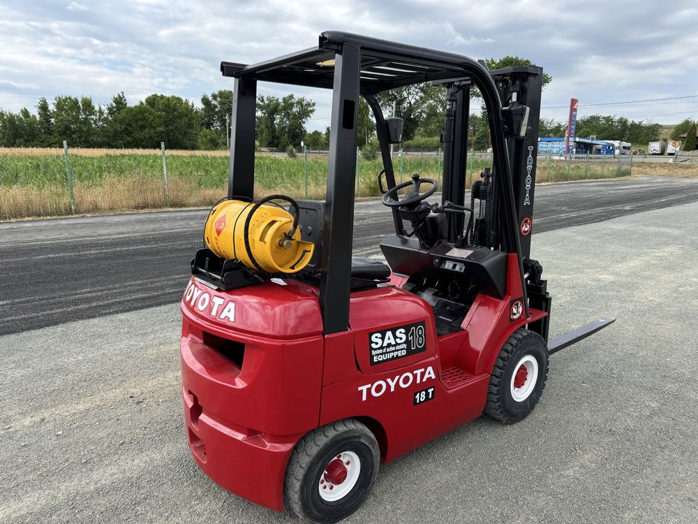 Stivuitor toyota an 2001 stare impecabila