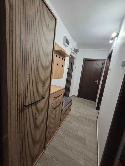 Inchiriez apartament modern cu 2 camere complet mobilat si dotat