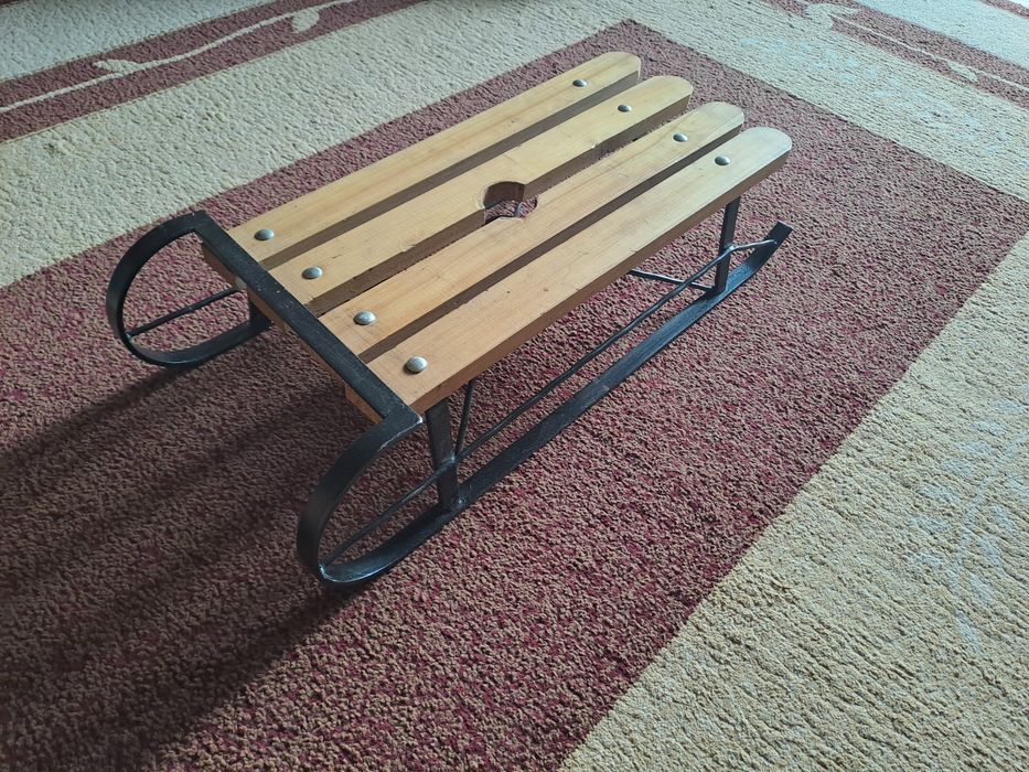 Suport pentru brad Craciun-sanie